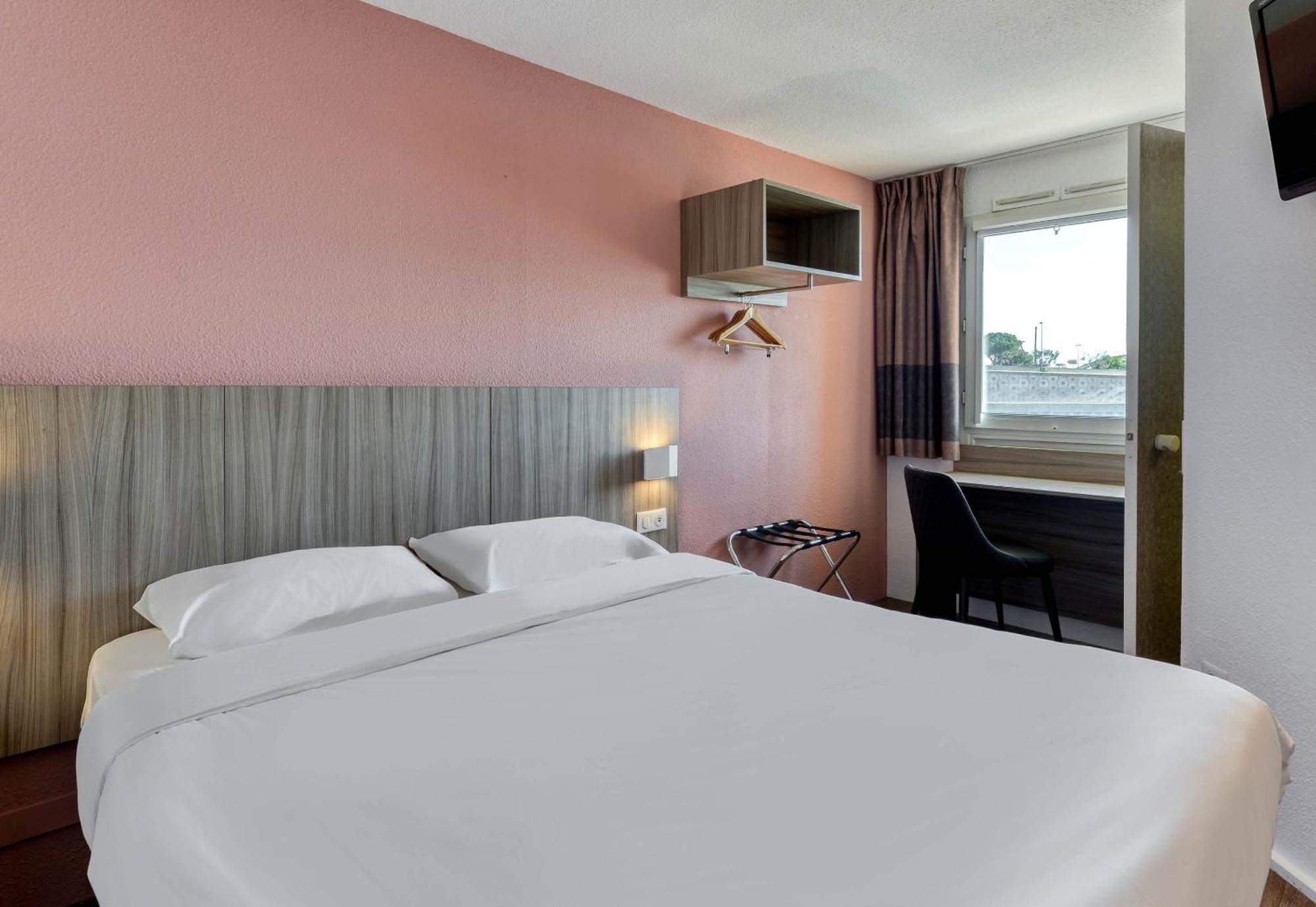 Double Room - Disability Access,1679576843:JPEG